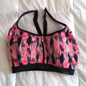 Victoria's secret sports bra 32DD